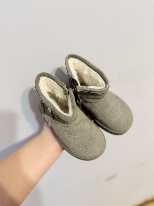 Дитячі угги Zara, 22 р.