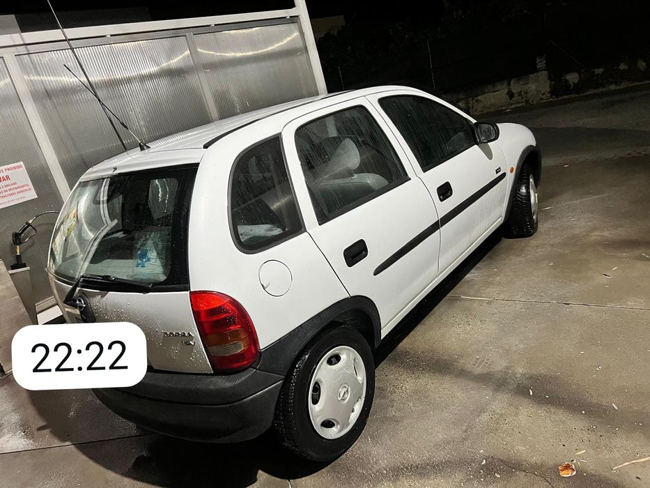 Opel corsa B 1998
