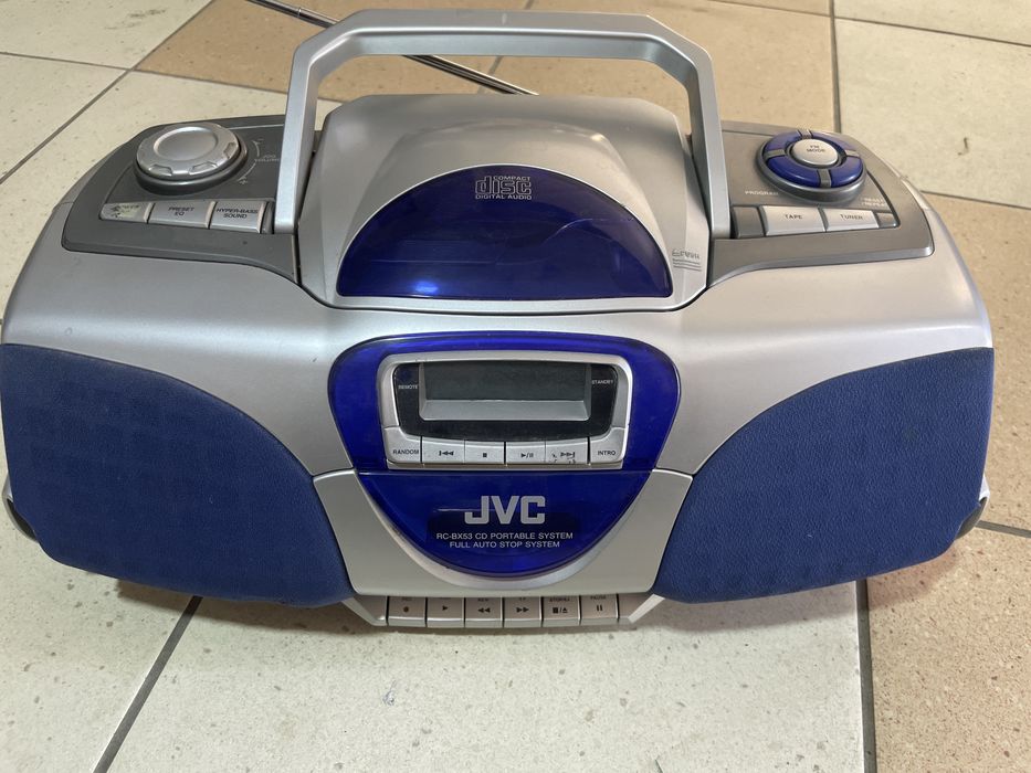 Radioodtwarzacz Sony lub JVC