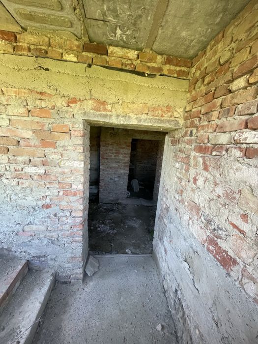 Незавершене будівництво в Білій Криниці(!)