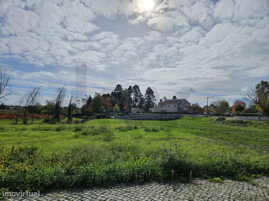 Lote de terreno para construção na Urbanização Vila d’Alva, Cantanhede