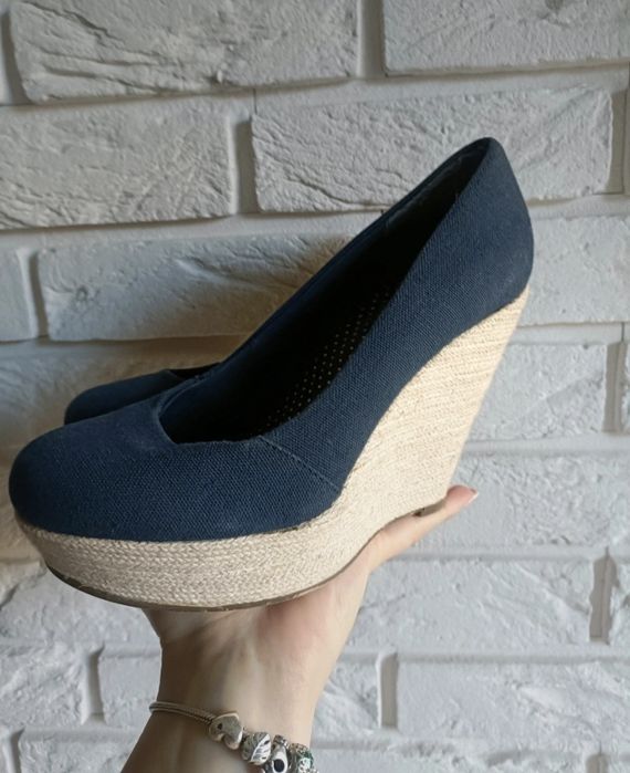 Espadryle na koturnie Koturny Reserved 36