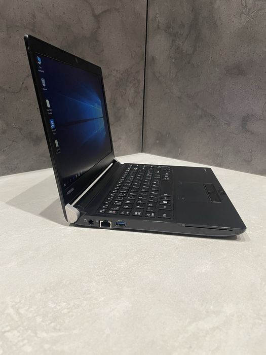 Ноутбук Toshiba A30-C-161 13"/8GB RAM/128GB SSD/ i5-6200U! D1007