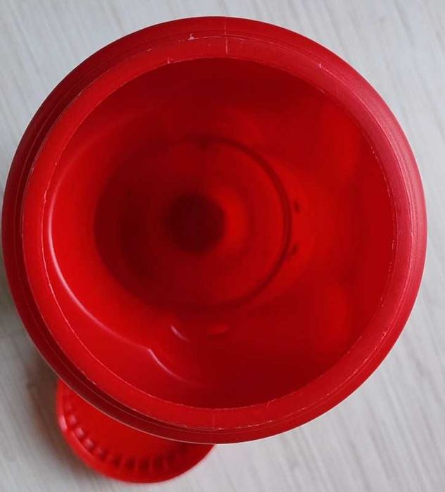 Pojemnik na kredki , kredka