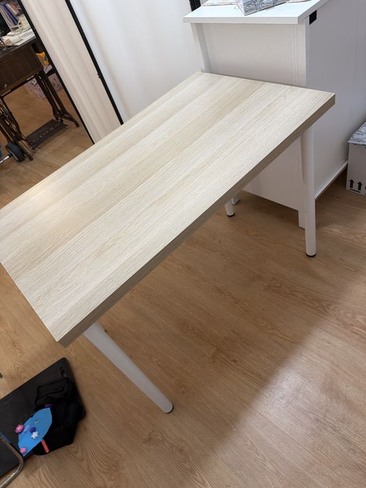 Mesa ikea bom estado