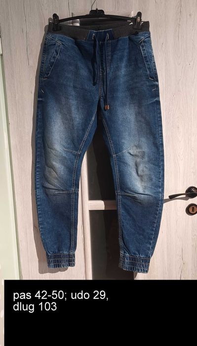 Joggery dżinsowe 30/32 niebieskie przecierane cropp męskie