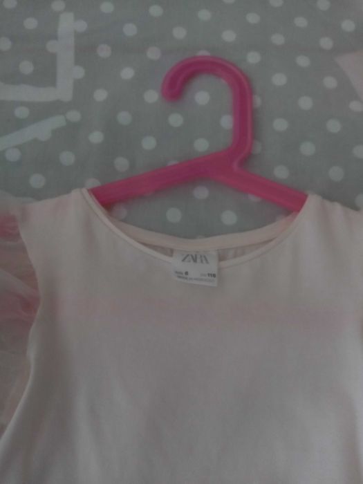 Blusa menina rosa com mangas tule