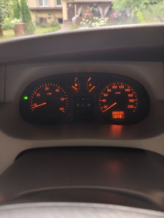 Renault Trafic bus 9 os. long