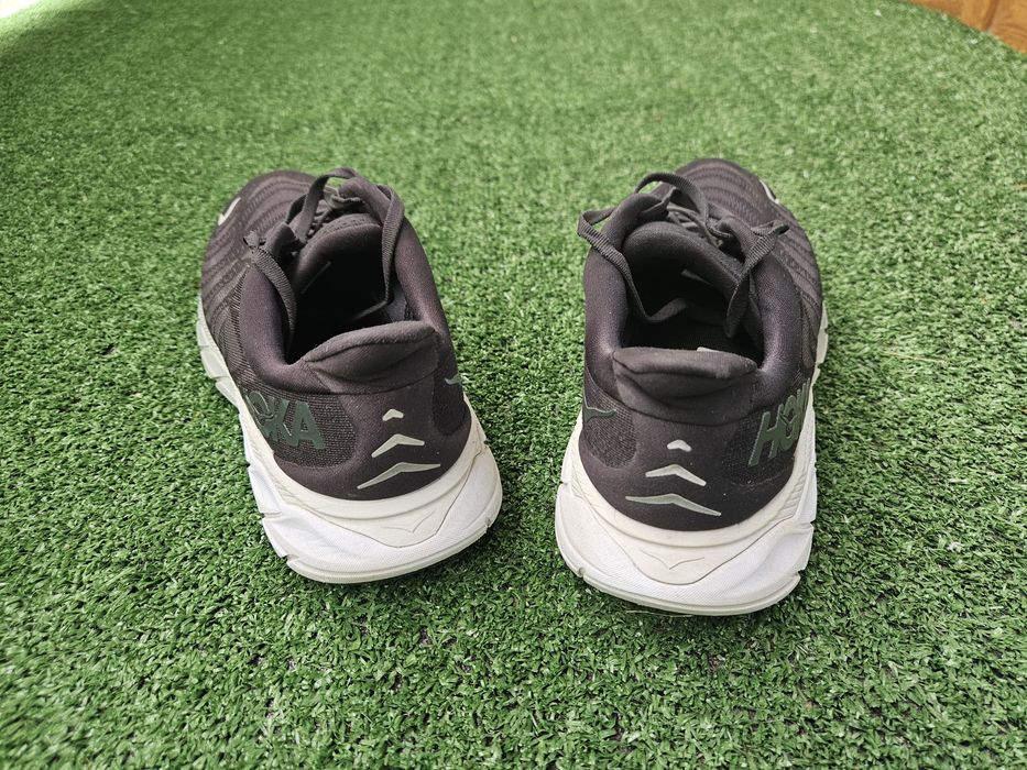 Hoka Arahi 6 buty do biegania 43 1/3 27,5