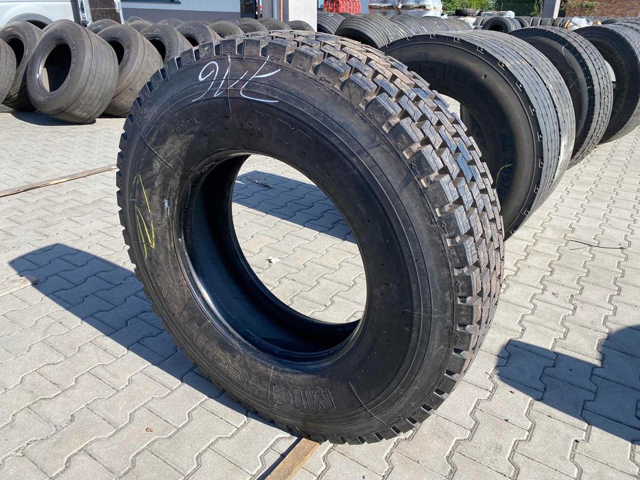Opona 295/80R22.5 MICHELIN XDE2 Napędowa 100% Bieżnika