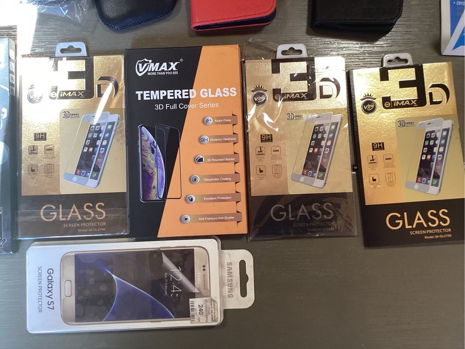 Чехлы , защитные пленки!мышка ! Одним лотом!