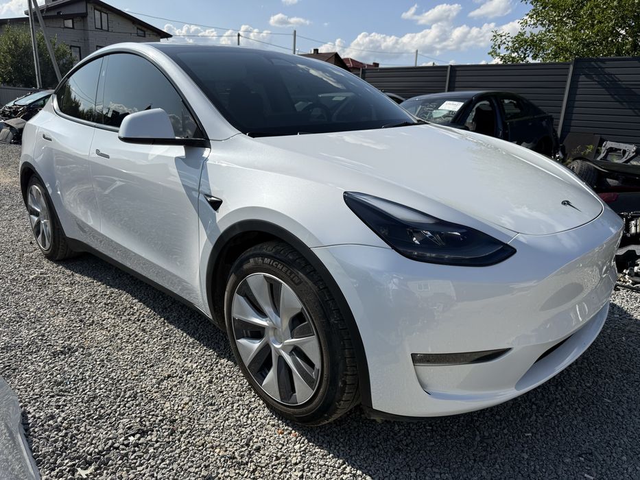 Розборка розбірка запчастини Tesla Model Y Тесла Модель У білий колір перламутр PPSW все в рідній фарбі.
