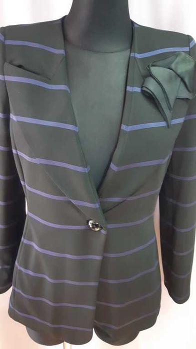 Пиджак женский Giorgio Armani