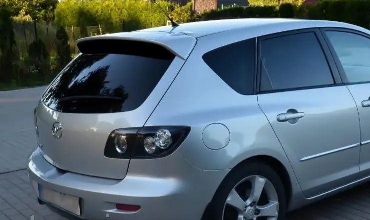 Спойлер Mazda 3 хетчбек.  Спойлер Мазда 3 хетчбек