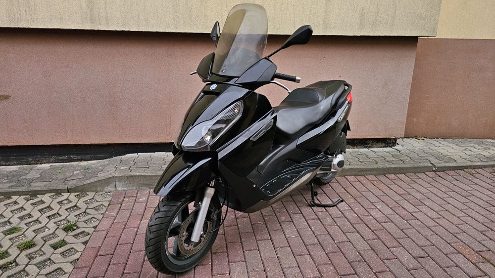 Piaggio x7 sport   300/125 gilera nexus  kat B lub zamiene transport