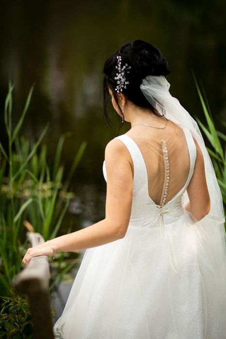 Весільна   сукня