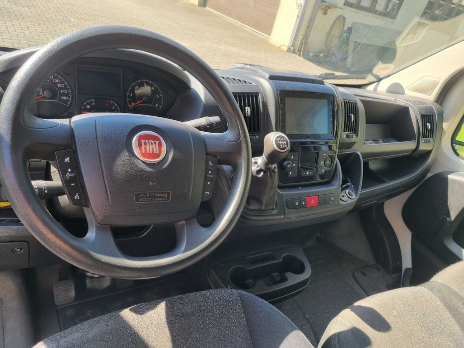 Fiat Ducato 2,3 MultiJet L3H2 uszkodzony silnik