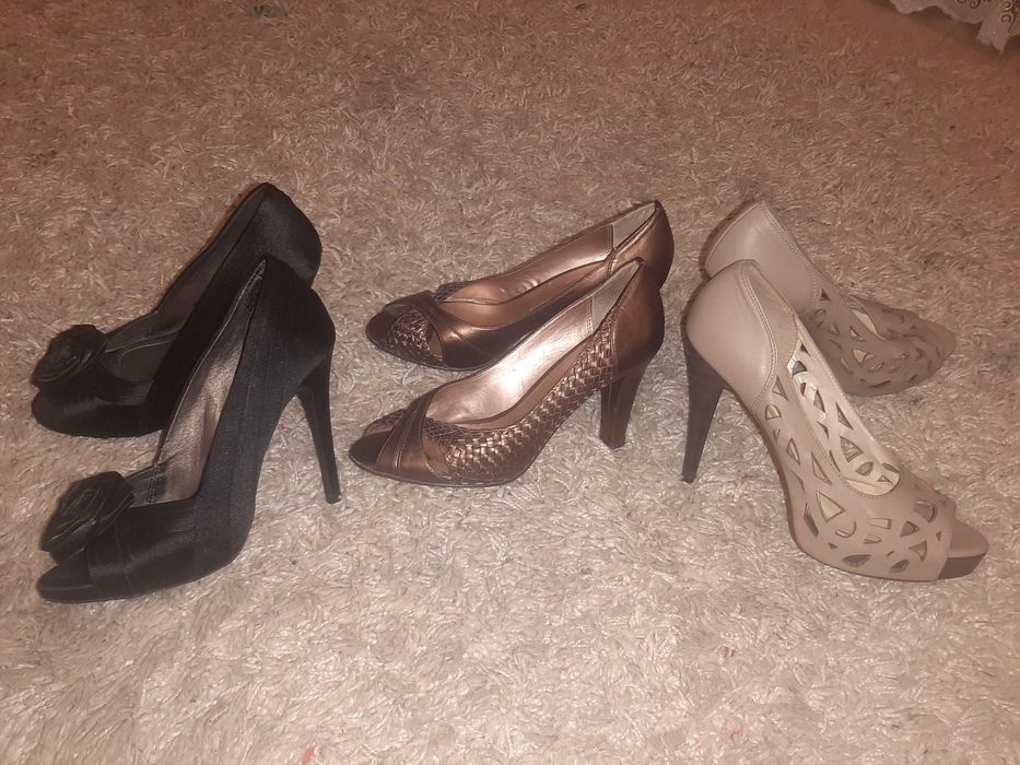 Туфлі жіночі на підборах