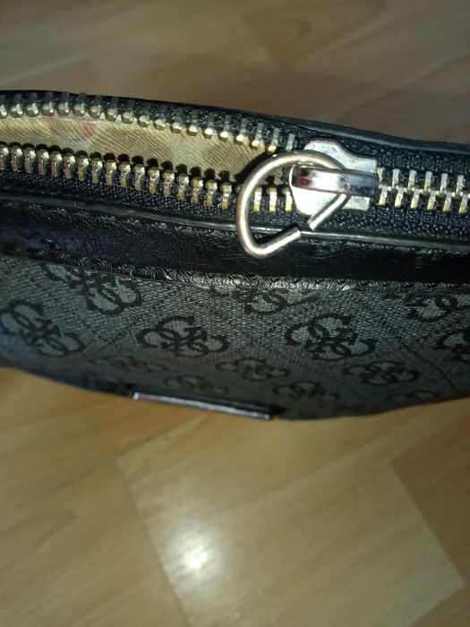 Torebka  listonoszka  GUESS