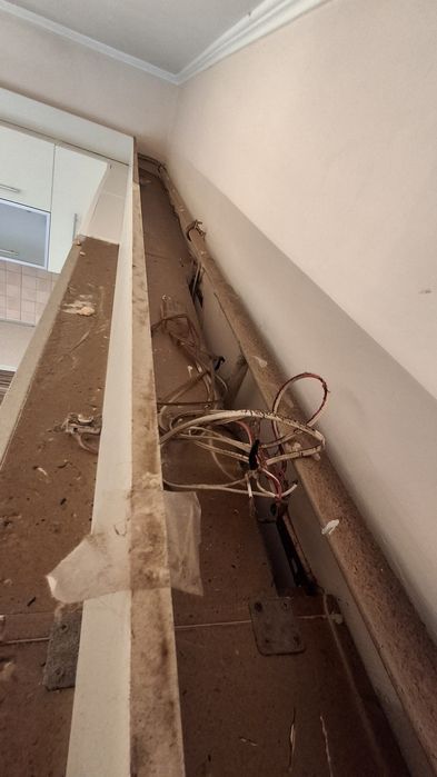 Прибирання будинків та квартир ,офісів та складів