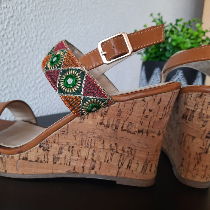 Sandálias NATURA 36 - NOVAS