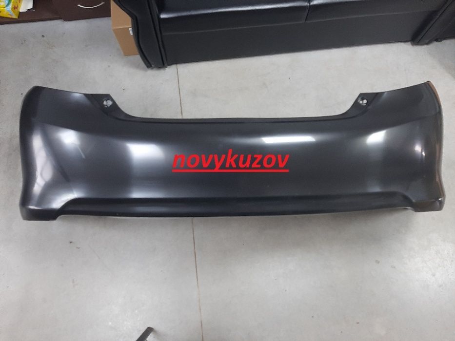 Бампер задний  Toyota Camry 55 50 USA Тойота Камри