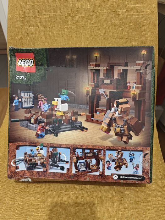 Lego Minecraft Movie 21272