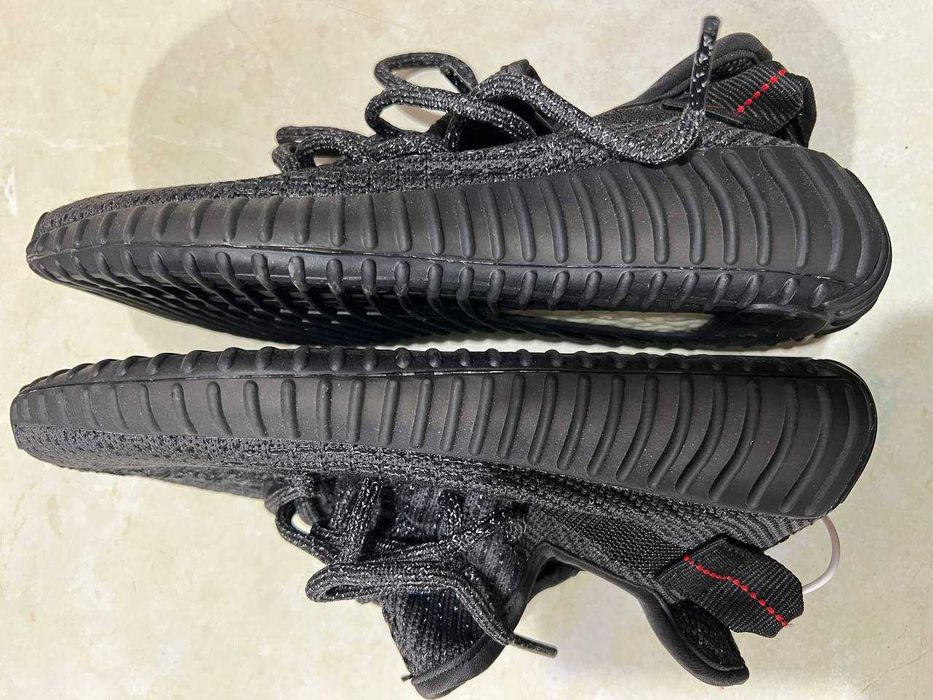 Кроссовки Adidas Yeezy 350 black