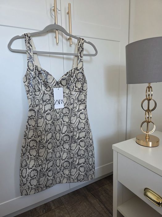 Nowa sukienka mini, Zara XS