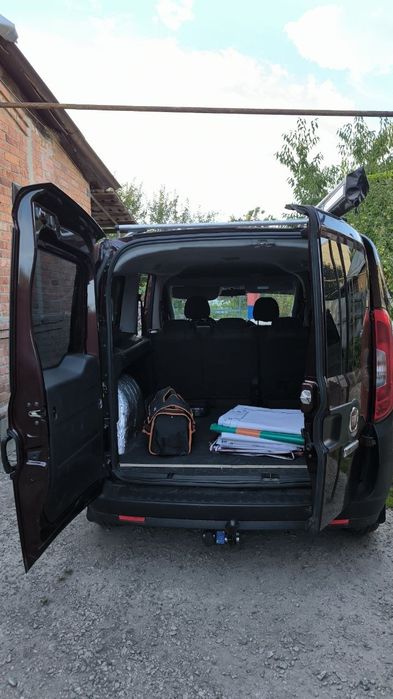 Продаж Fiat Doblo Maxi 2017 року