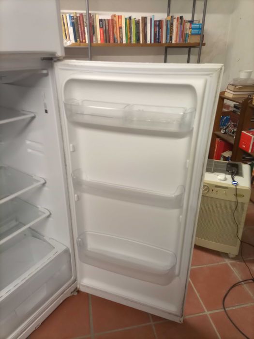 Frigorífico INDESIT