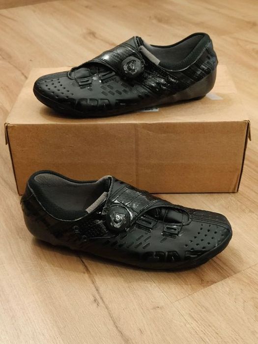 Sapatos de Ciclismo Bont Helix Carbon moldáveis "Novos"