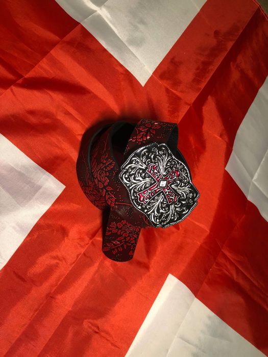 класный ремень chrome hearts y2k