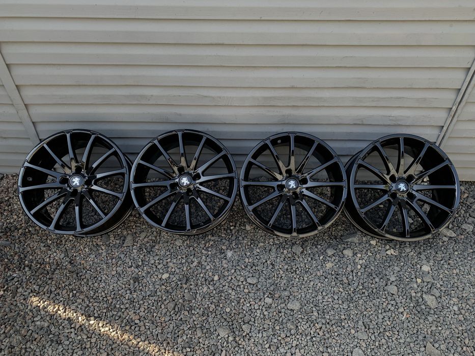 Оригінальні титанові диски Peugeot 4/108 R18 4*108 18 Citroen Ford