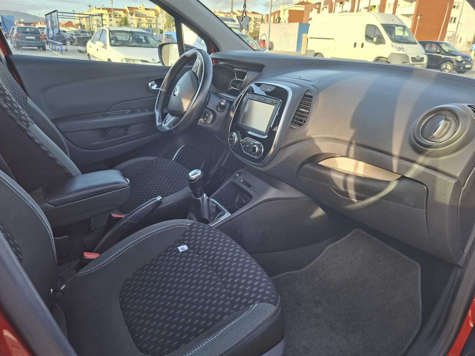 Renault Captur em excelente estado