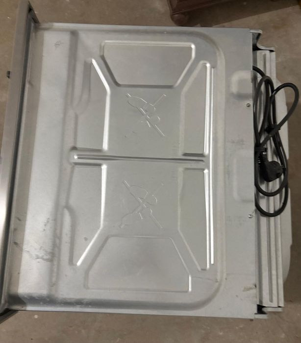 Forno de embutir Zanussi