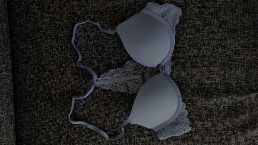 Biustonosz stanik push up odpinany zapinany z przodu delikatny kobiecy