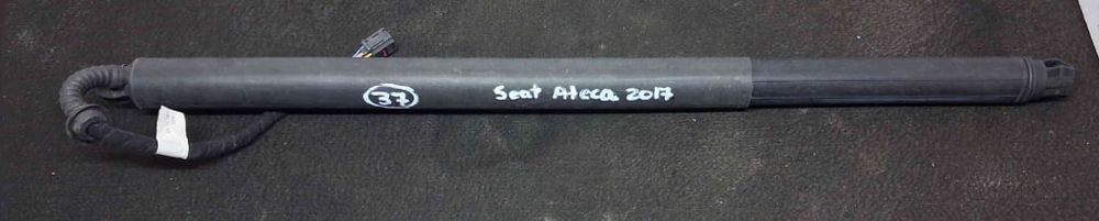 Amortecedor da Mala 575827851A - SEAT ATECA