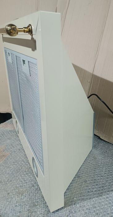 Витяжка купольна Klarstein Montblanc 60, кремова