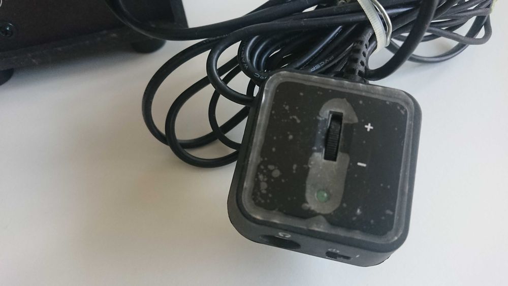 Colunas Logitech LS21 2.1