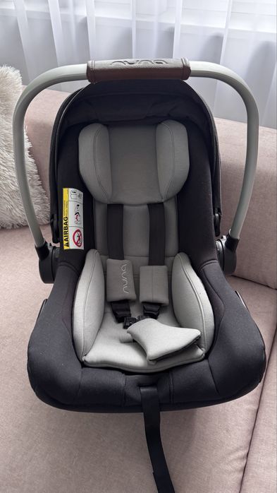 Fotelik nosidełko NUNA