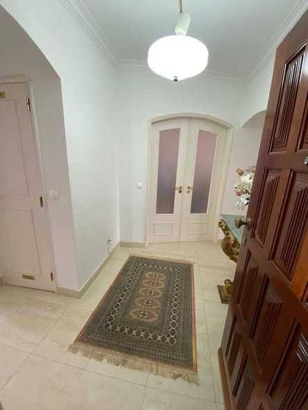 Quartos para Alugar numa das melhores zonas d Cascais quarto partilhad