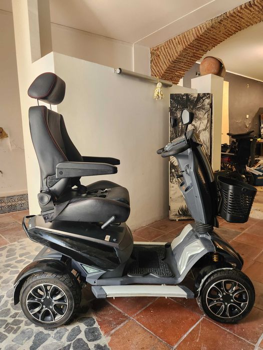 Scooter de mobilidade Pantera (Stannah) com 2 baterias novas
