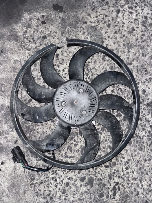 Вентилятор охолодження bmw