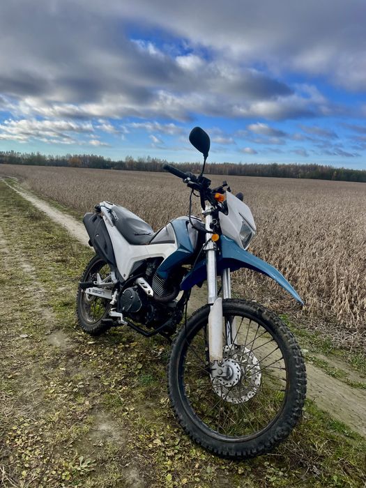 Мотоцикл геон 202