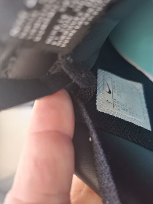 Кросівки.  Nike.