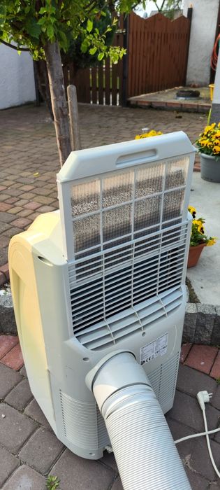 Klimatyzacja przenośna+Rura i pilot