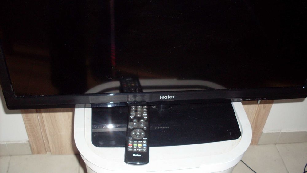 Sprzedam sprawny telewizor 32 cale