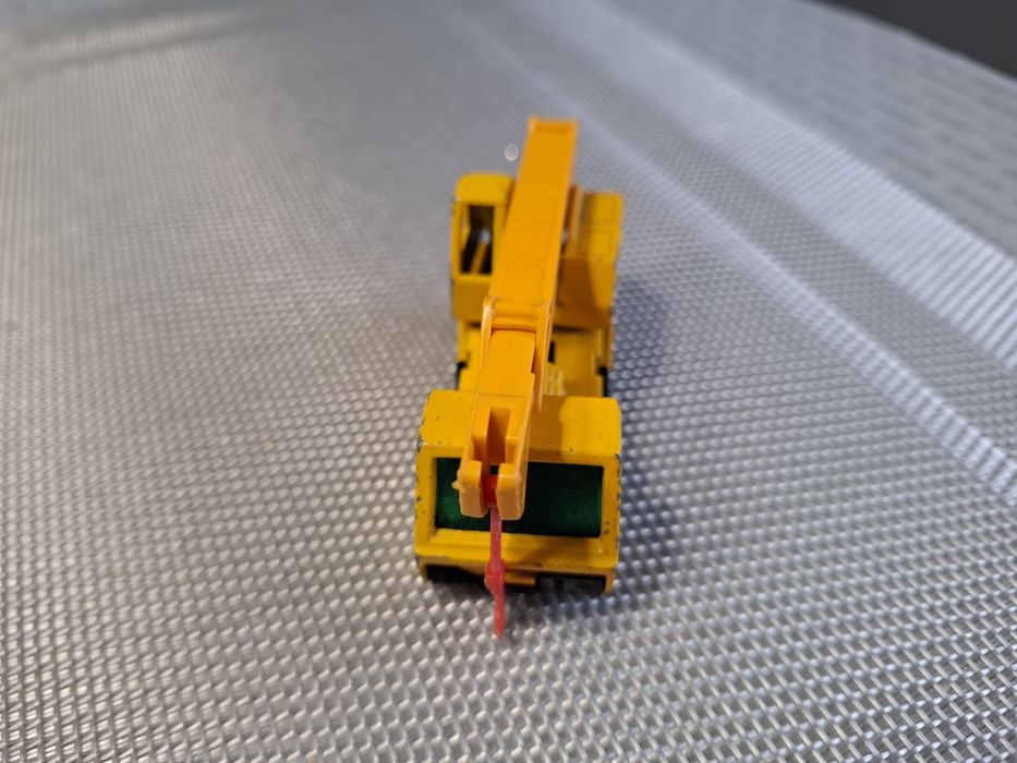 Matchbox crame trucka skala 1:64