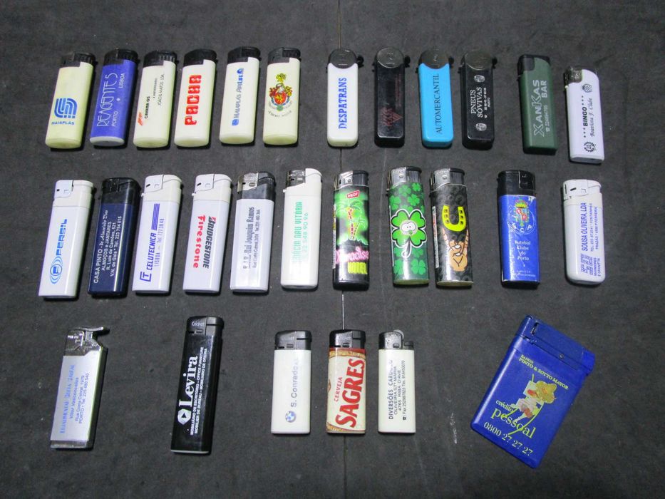 Mais de 140 isqueiros para colecionadores